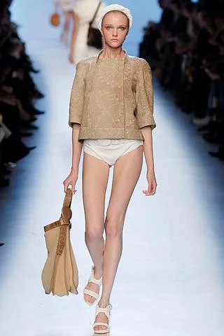 Look 23